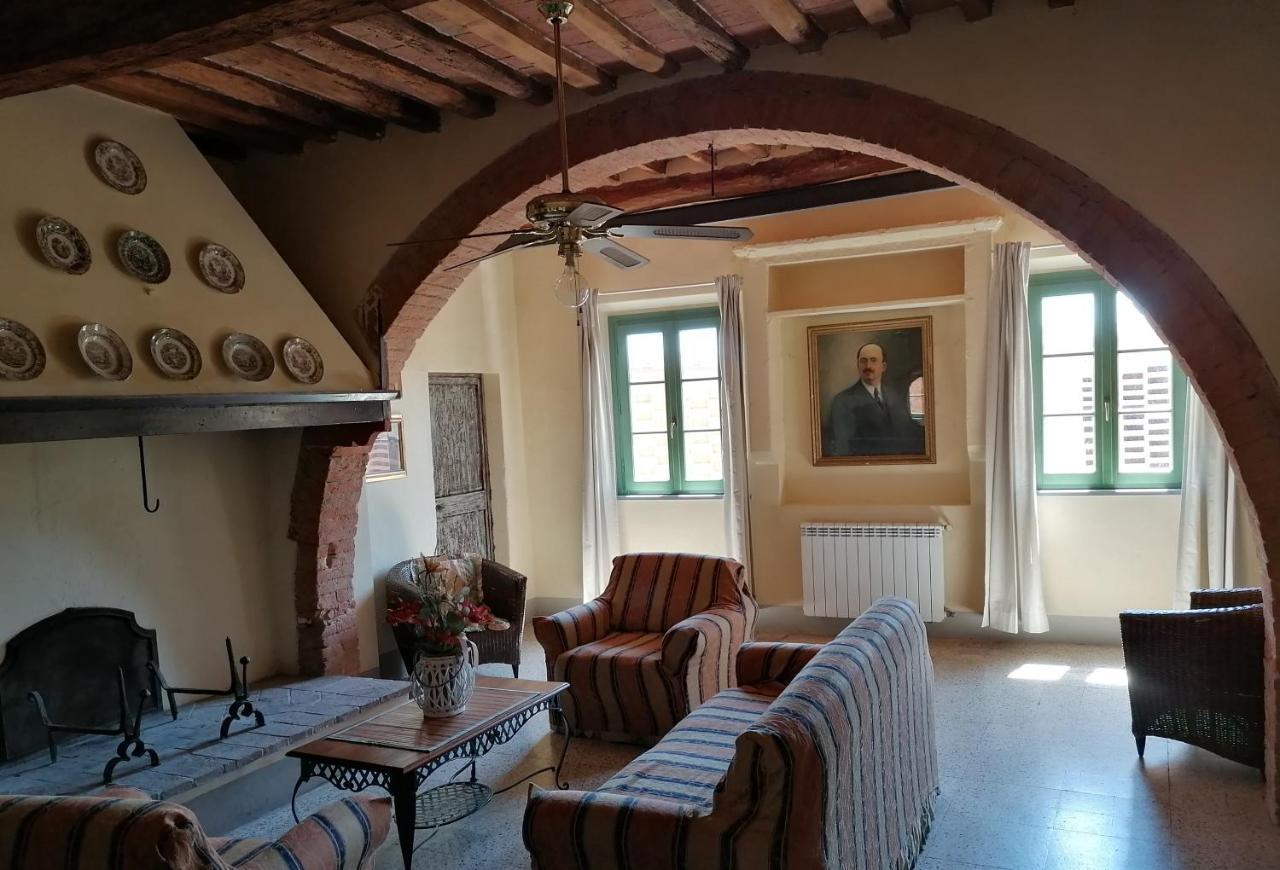 Borgo Fajani Pensionat Terricciola Exteriör bild