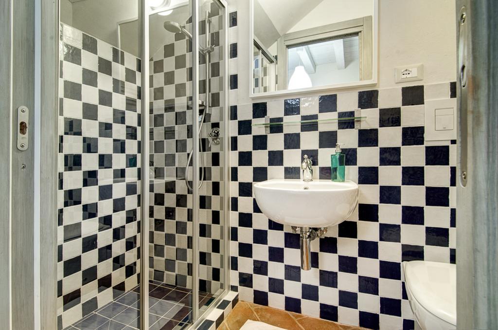 Borgo Fajani Pensionat Terricciola Exteriör bild